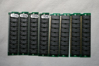 8 x 4 MB RAM, 30 pins